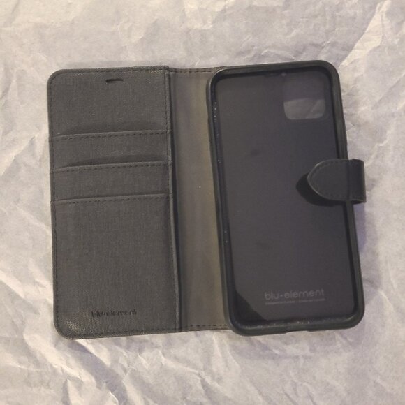 Blu Element 2 in 1 Folio Case Black/Gray for iPhone 11/XR Cases - Picture 2 of 4